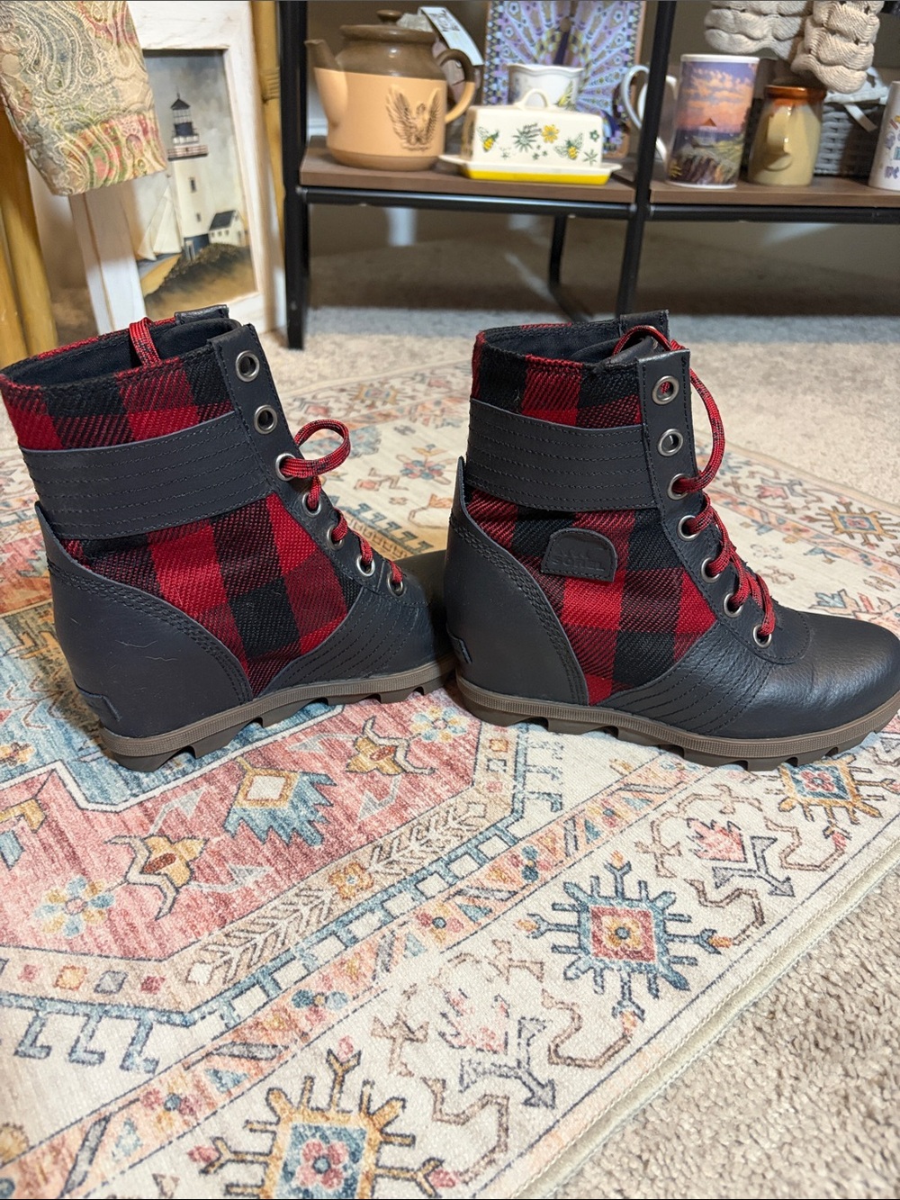 Sorel Lexie Wedge Plaid Lace-Up Boots Black Red Buffalo Check Women’s Size 5